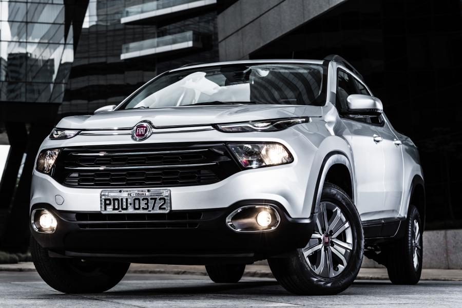  Fiat Toro Freedom 1.8 Flex AT6 2016 года  (фото 9 из 32)